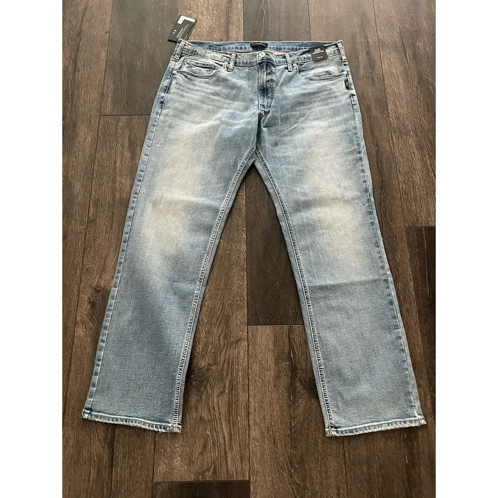 Silver Jeans -  Silver Jeans Men's 38x32 Allan Slim fit straight Leg Light Wash